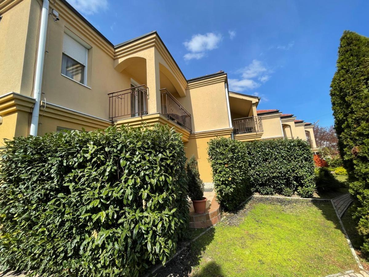 Garda Wellness Apartmanhaz Heviz Exterior photo